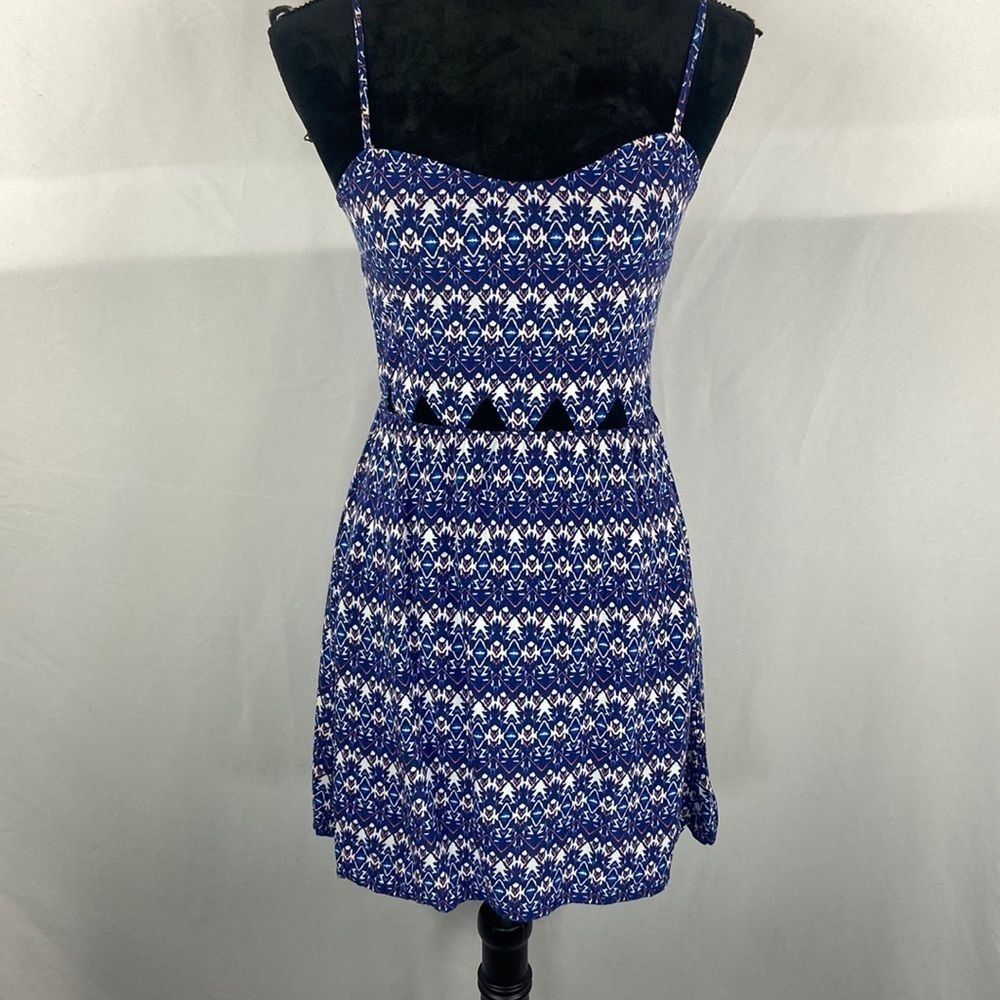 Divided by H&M Blue Geometrical Pattern Mini Dress with Cutout’s